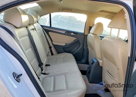 2013 Volkswagen Jetta Tdi from USA, damaged, VIN 3VWLL7AJ0DM203605